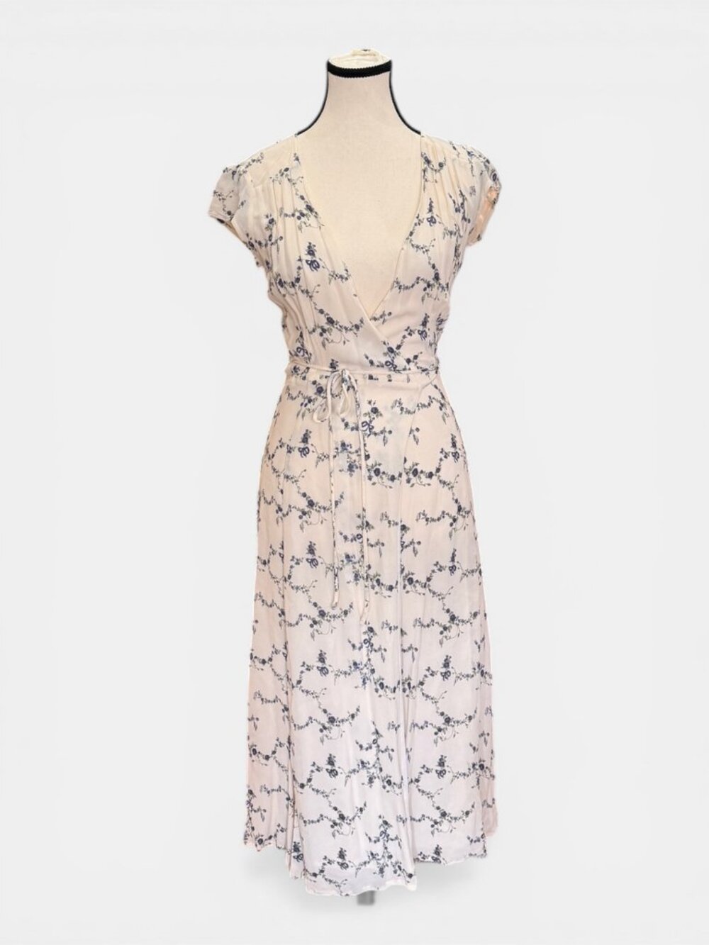 Reformation Carina Wrap Midi Dress Ivory Emmaline Floral XS Blue Print Tie Waist - Picture 2 of 8
